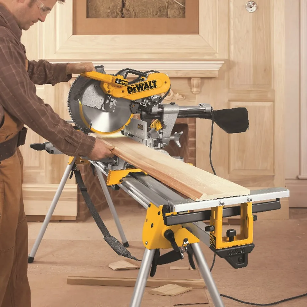 DEWALT AFKORTZAAGMACHINE XPS DWS780QS