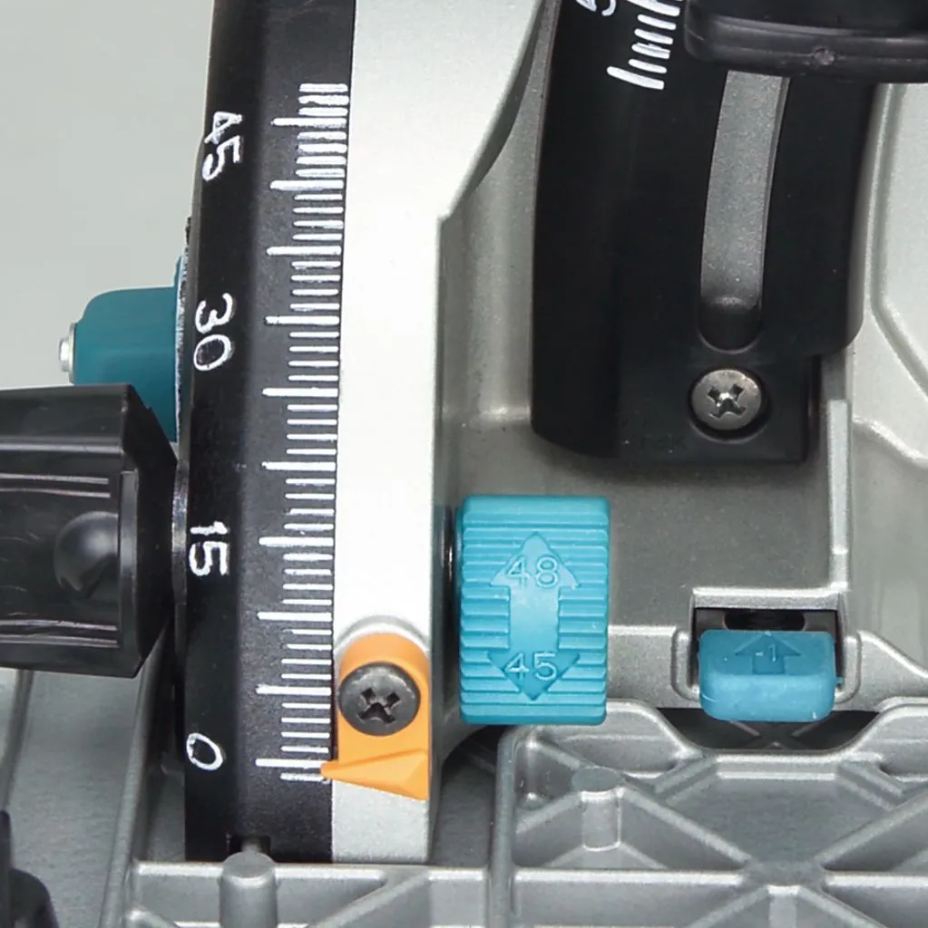 Makita Invalcirkelzaag SP6000J