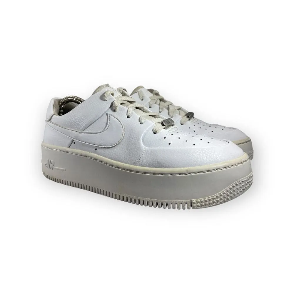 NIKE WMNS AIR FORCE 1 SAGE 'TRIPLE WHITE' 